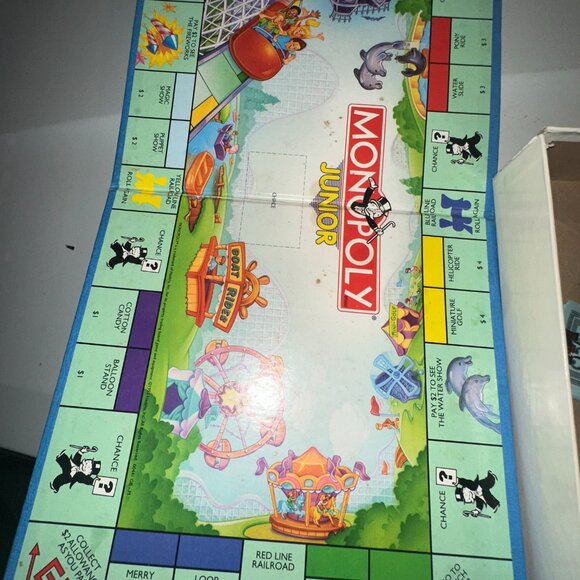 Monopoly Junior Board Game – Kids Edition by Hasbro & Parker Brothers - Picture 3 of 4